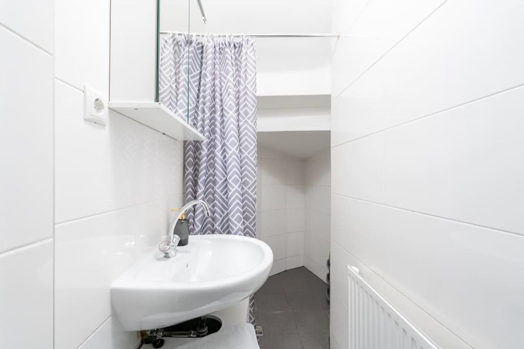 Apartment 2 Bedroom Near Belvedere Vienna